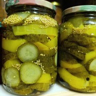 Маринованные огурцы по-фински с болгарским перцем