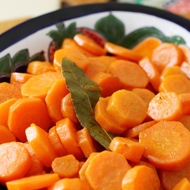 Морковь в мандариновом соке с гвоздикой
