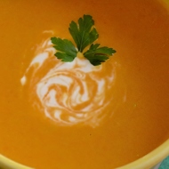 Морковный крем-суп с гренками