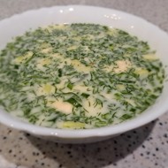 Окрошка без колбасы на курином бульоне