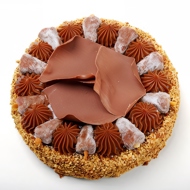 Ореховый торт из песочного теста с шоколадно-сливочным кремом