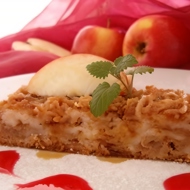 Песочный яблочный пирог с медом