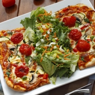 Пицца с овощами и рисом вегетарианская