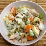Полезный салат с курицей