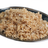 Рис, обжаренный с яйцом и зеленым луком