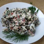 Салат из морской капусты с крабовым мясом