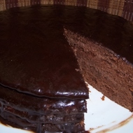 Торт «Прага» с шоколадной глазурью