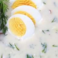 Венгерский суп «Чорба» с мятой и чесноком