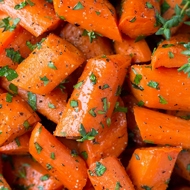 Запеченная медовая морковь
