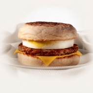 Завтрак из McDonald’s. Макмаффин с яйцом и свиной котлетой