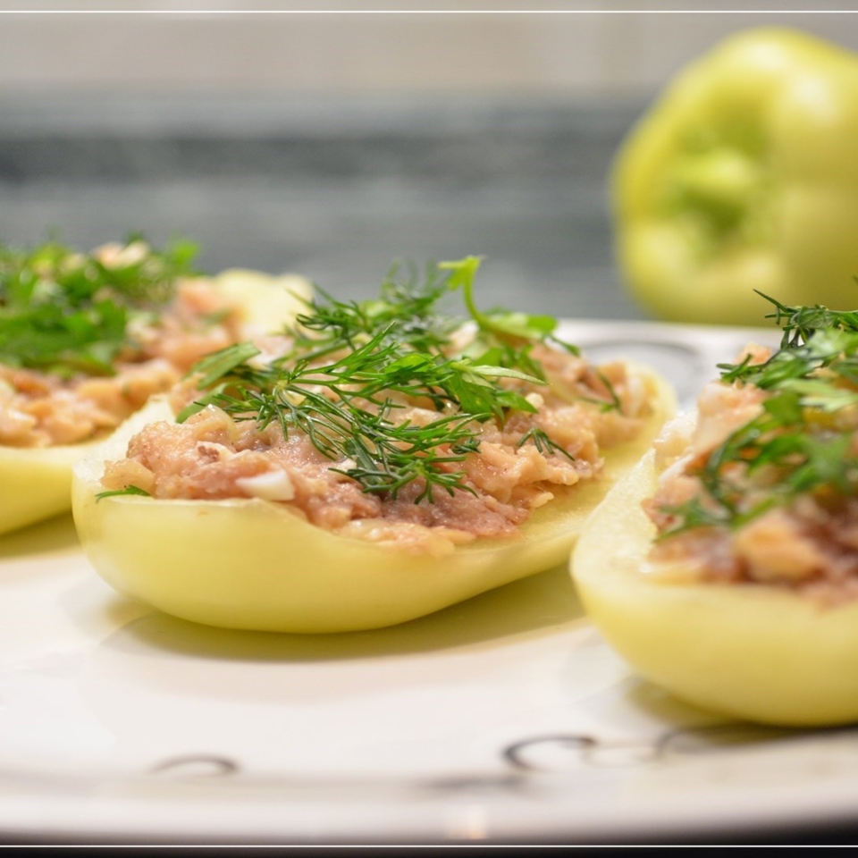 Закуска из болгарского перца и курицы