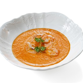 Марокканский холодный суп из запеченных перцев с креветками