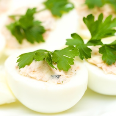 Фаршированные яйца: ТОП рецептов, пошаговое приготовление