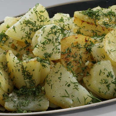 Картофель на гарнир в мультиварке: рецепт с фото