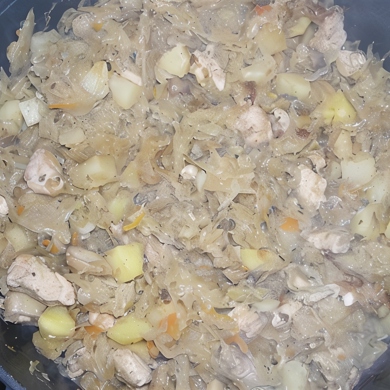 Тушеная картошка с соленой капустой и мясом (свининой): рецепт пошаговый с фото