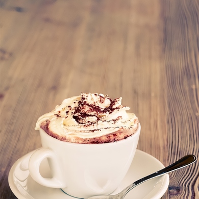 Мокка с белым шоколадом - рецепт на растворимом кофе NESCAFÉ®