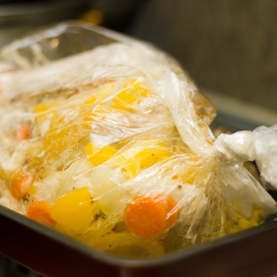 Курица кусочками в рукаве для запекания в духовке — рецепт с фото пошагово