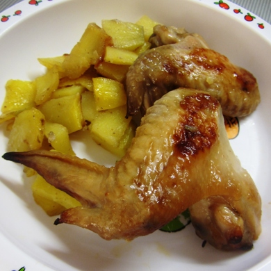 Курица в медово-горчичном маринаде, запечённая в духовке с овощами