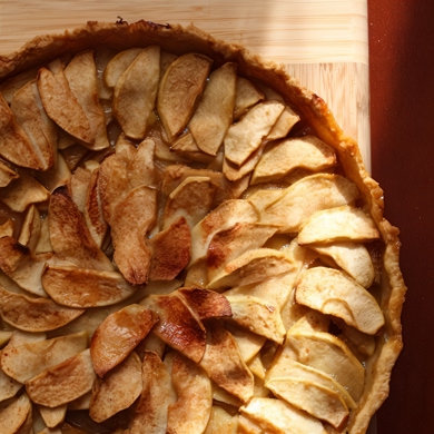 Яблочный пирог с меренгой и клюквой