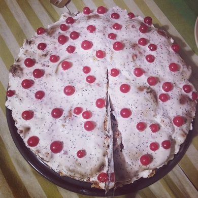 Пошаговый рецепт песочно сметанного торта с голубикой