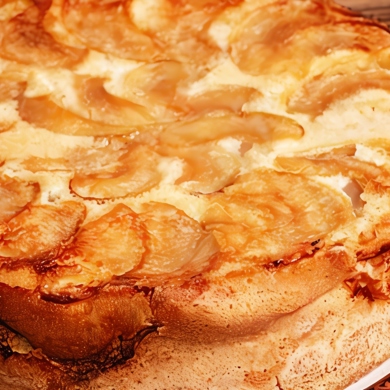 Тёртый пирог с яблоками в духовке: рецепт - Лайфхакер