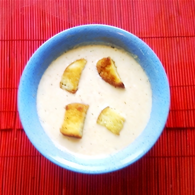 Рецепт вкусного сырного супа с гренками - сытное и простое блюдо