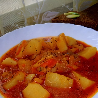 Венгерский суп-гуляш - пошаговый рецепт с фото на Готовим дома | Рецепт | Идеи для блюд, Суп, Еда