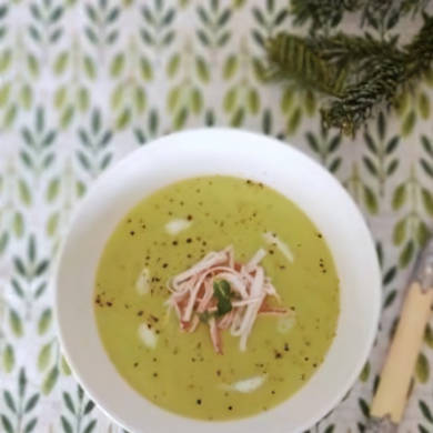 Крем-суп с зеленым горошком и сливками