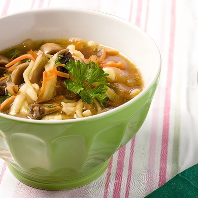 Бело-зеленый суп и тонкие блинчики с двумя начинками | СЕМЬЯ и ВЕРА