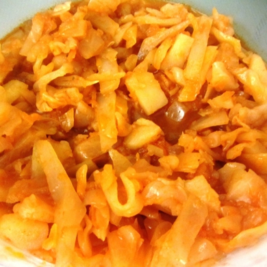 Тушеная капуста с морковью и луком по-домашнему рецепт – Русская кухня: Закуски. «Еда»