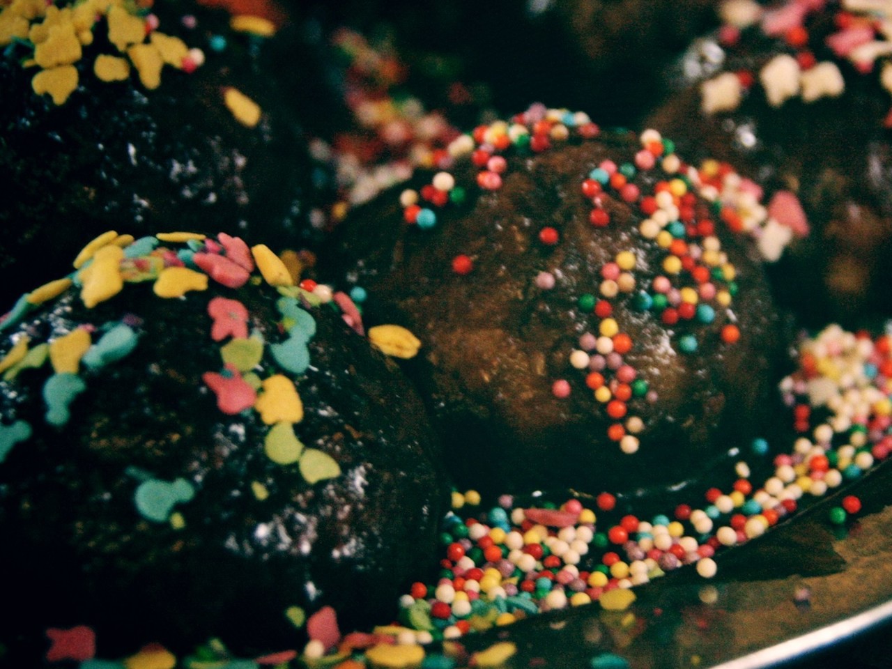 Orange Cupcakes with Chocolate Glaze
