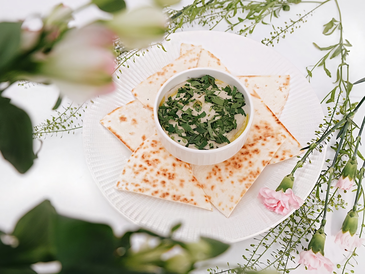 Baba Ghanoush with Rye Bread
