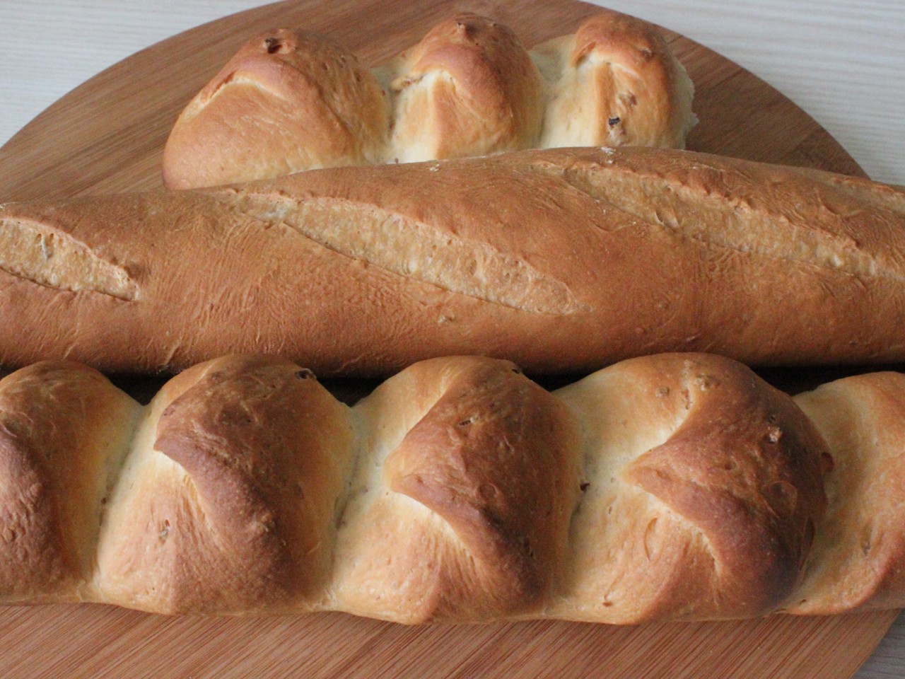 Farmer's Baguettes with Cracklings