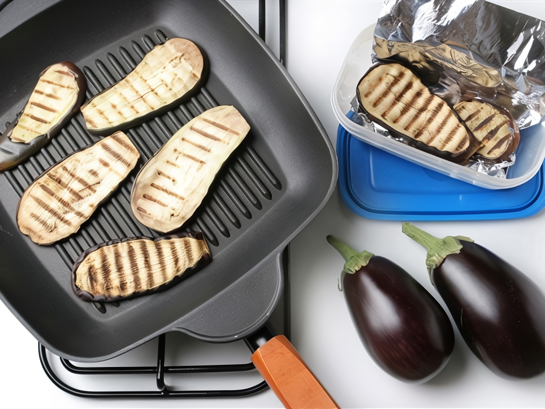 Grilled Eggplants with Yogurt Sauce