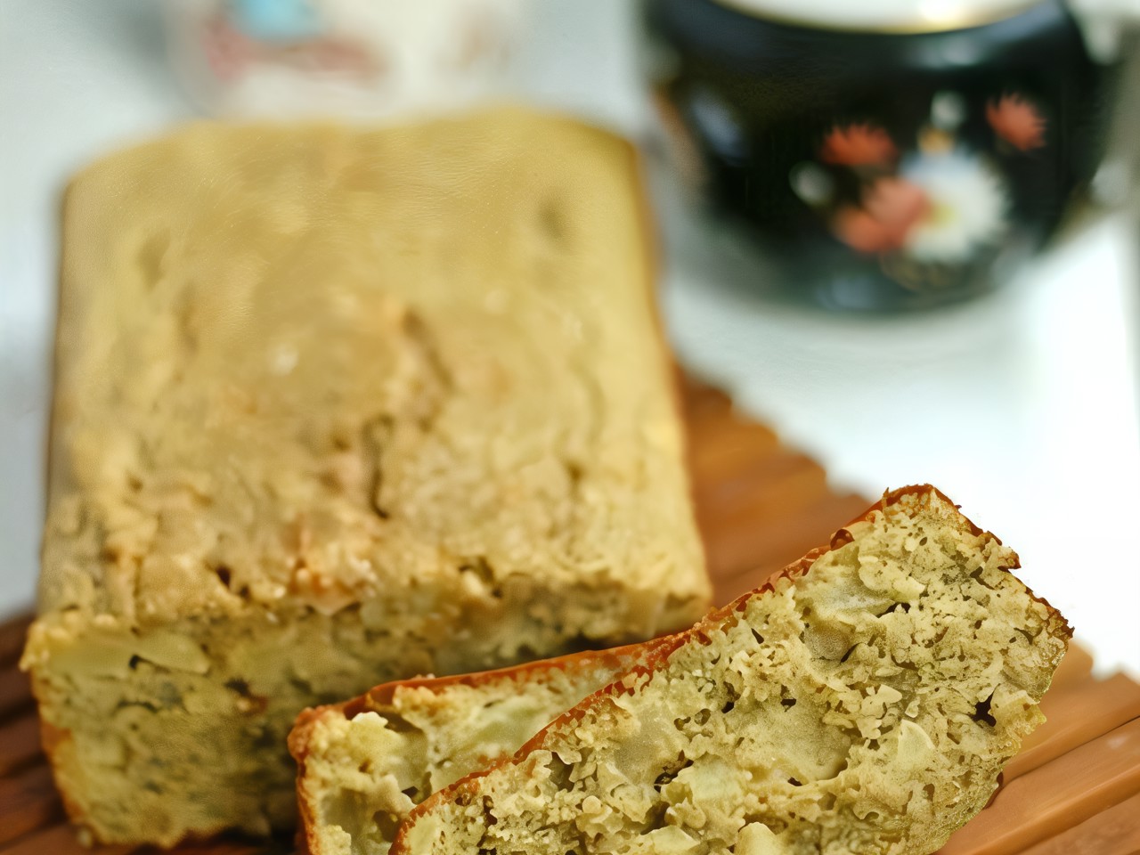 Banana Cake with Apple