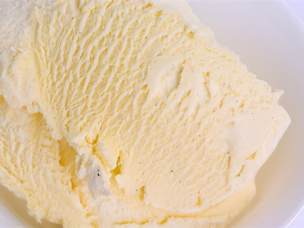 Banana Ice Cream with Sabayon Cream