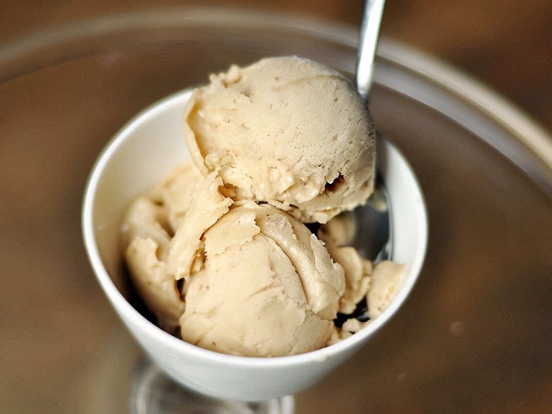 Banana Rum Ice Cream