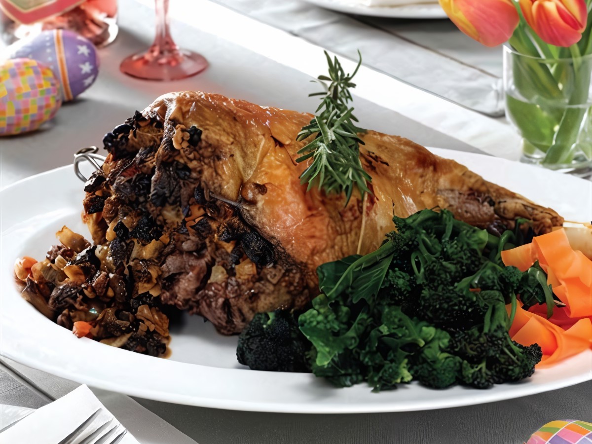 Stuffed Lamb Leg with Dried Fruits