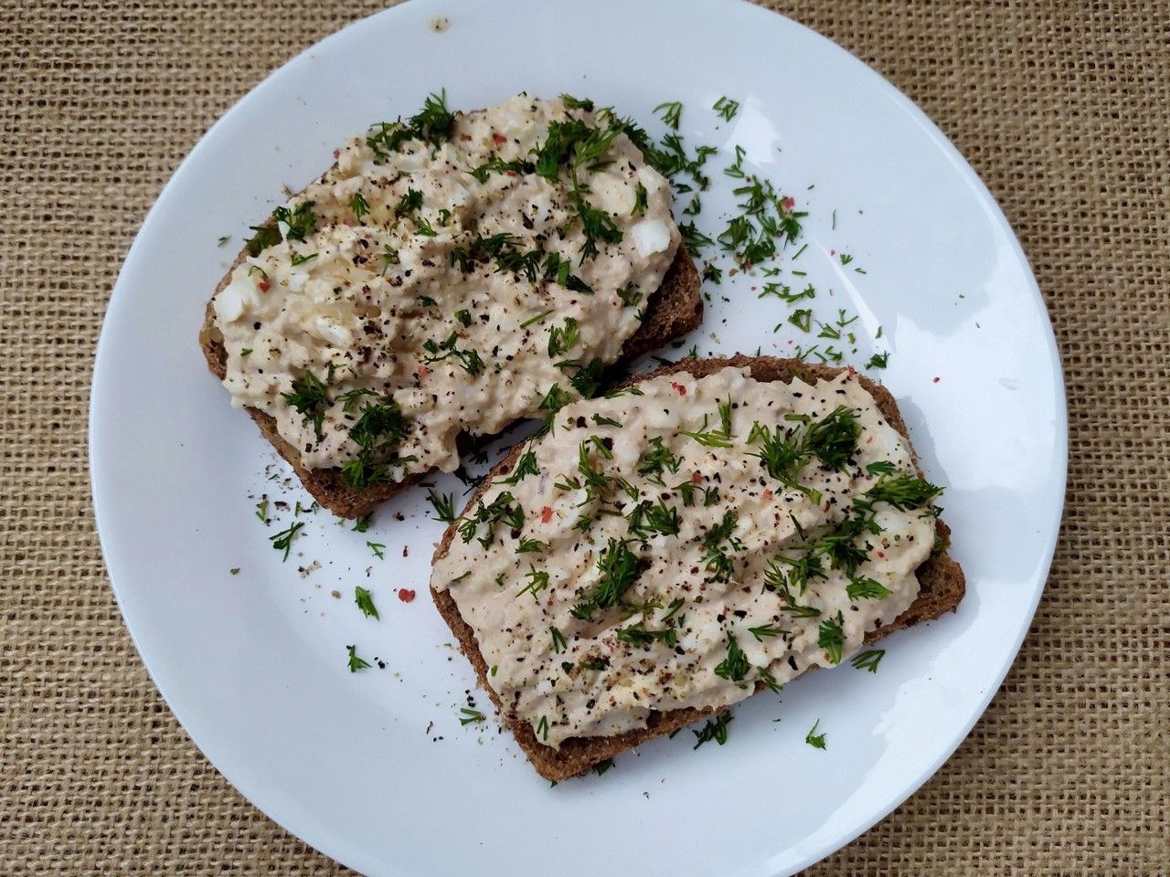 Protein Sandwich with Tuna