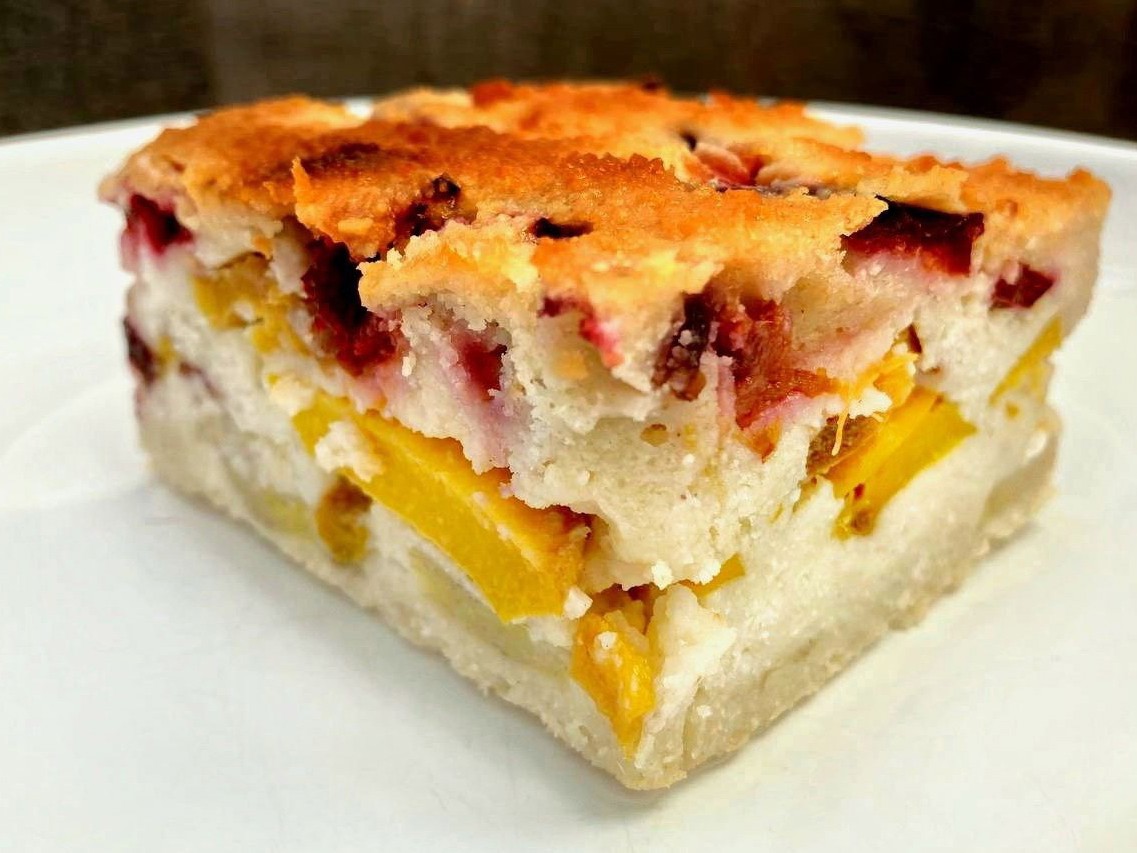 Gluten-Free Banana, Peach, and Plum Pie