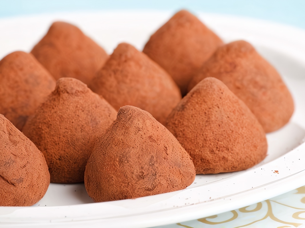 Quick Chocolate Cream Truffles