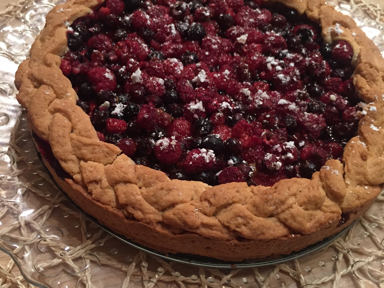 Quick Berry Pie with Jam
