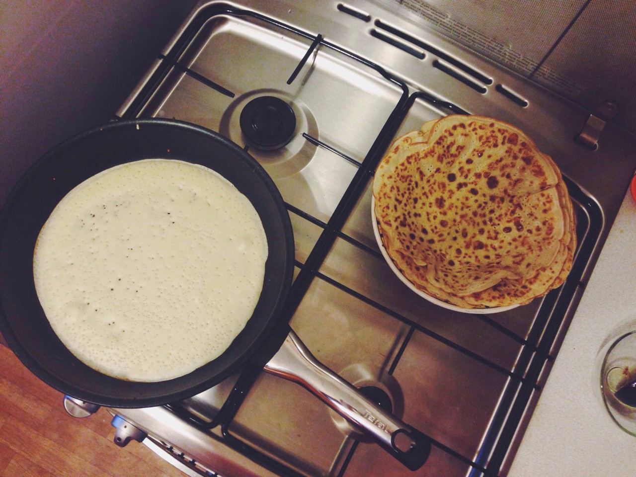 Pancakes with Baking Soda and Kefir