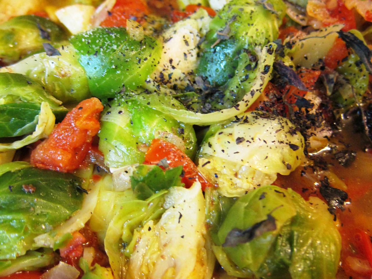 Brussels Sprouts with Tomatoes