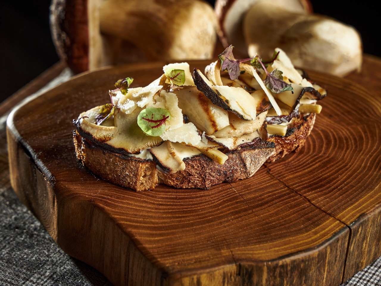 Bruschetta with Porcini Mushrooms and Potato Cream