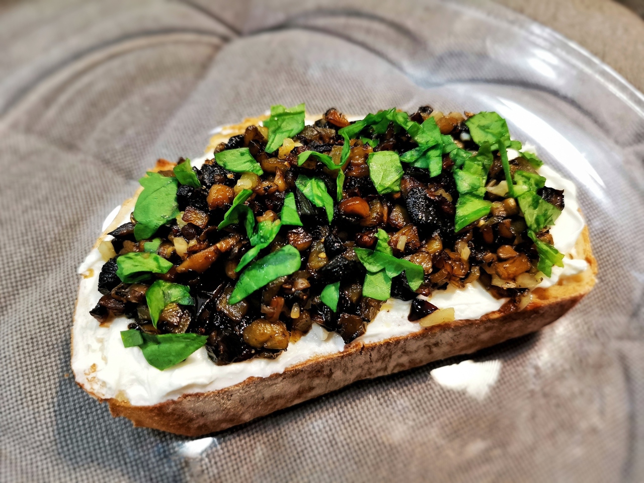 Bruschetta with Mushrooms and Eggplant