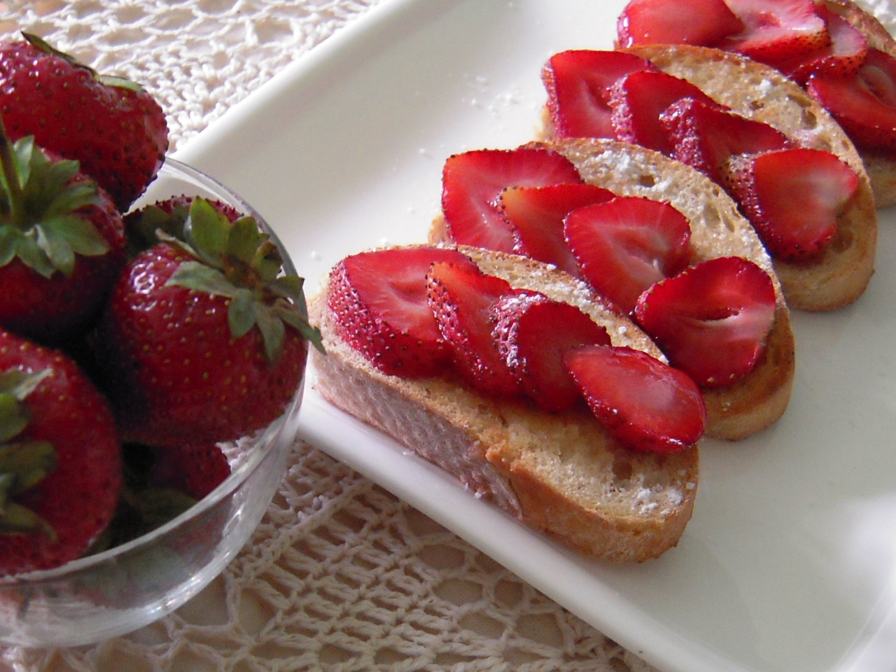 Strawberry Sandwiches