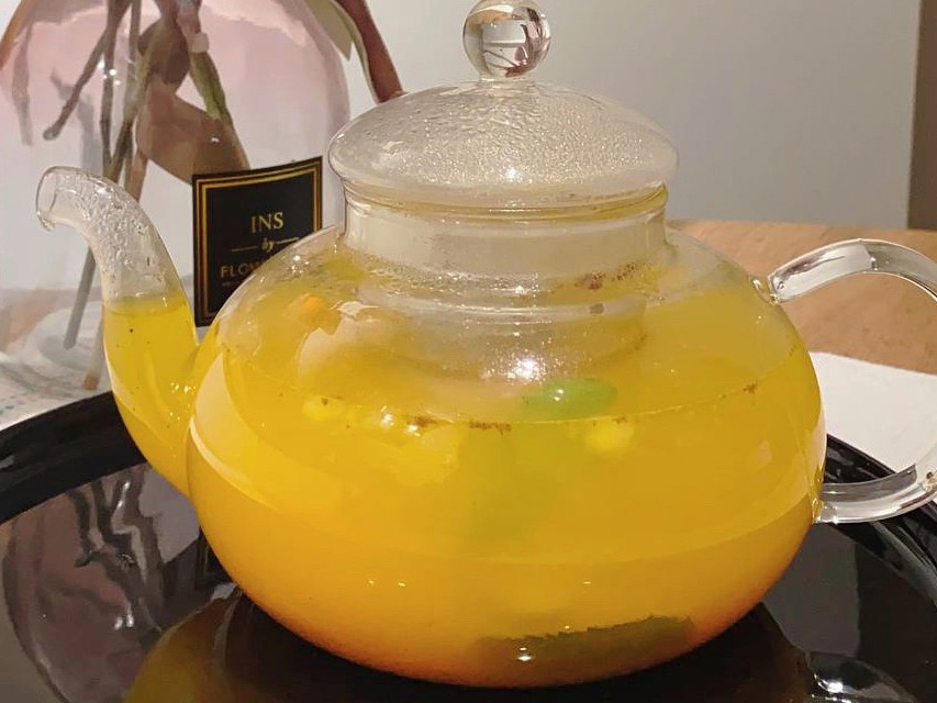 Sea Buckthorn Tea with Pear