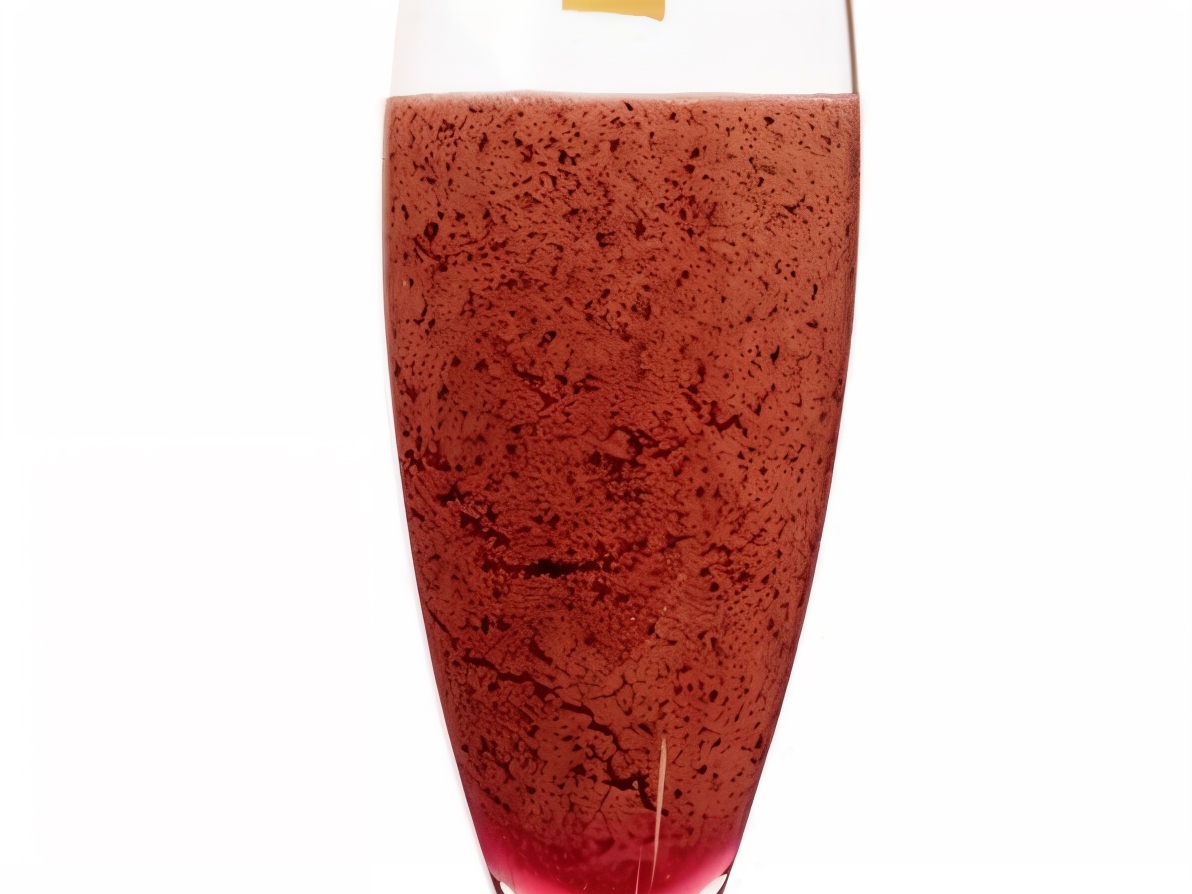 Blueberry Cocktail with Ginger and Champagne
