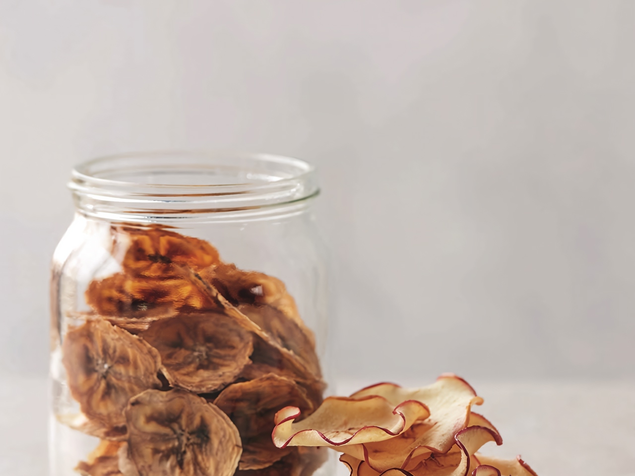Banana and Apple Chips